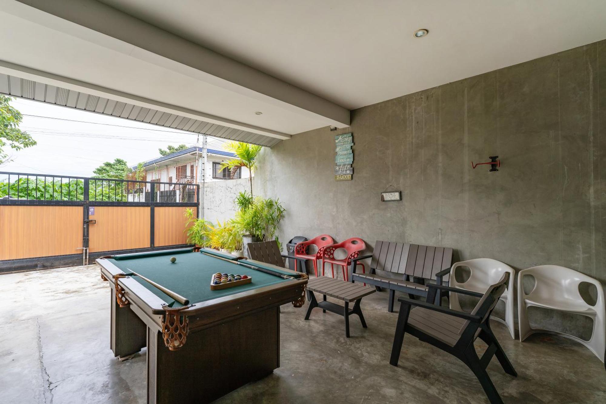 Isla Villa 1 Amazing Waterfall Pool House Near Beach, Bars & Restaurants มักตัน ภายนอก รูปภาพ